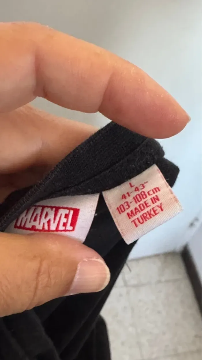 T-shirt Marvel - photo numéro 4