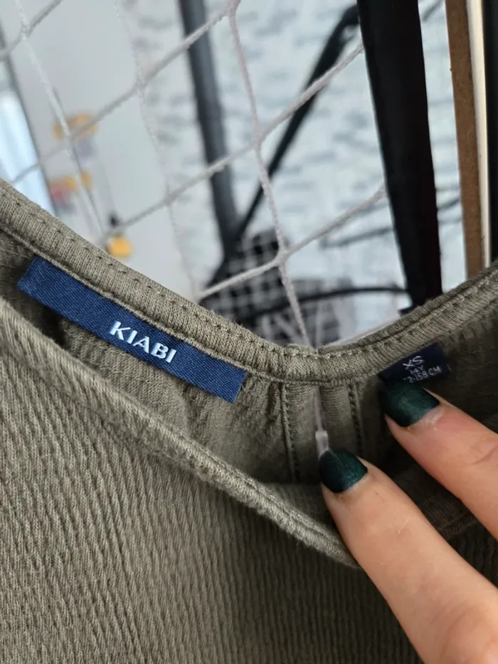 Tee-shirt nœud dos XS kiabi - photo numéro 2