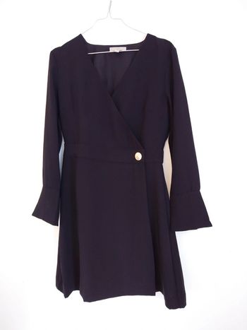Robe h&m noire avec bouton comme neuve - dressing trié par tailles