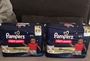 2 paquets de couches Pampers night taille 5