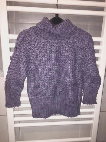 Pull laine 6 ans en tbe à 5 euros