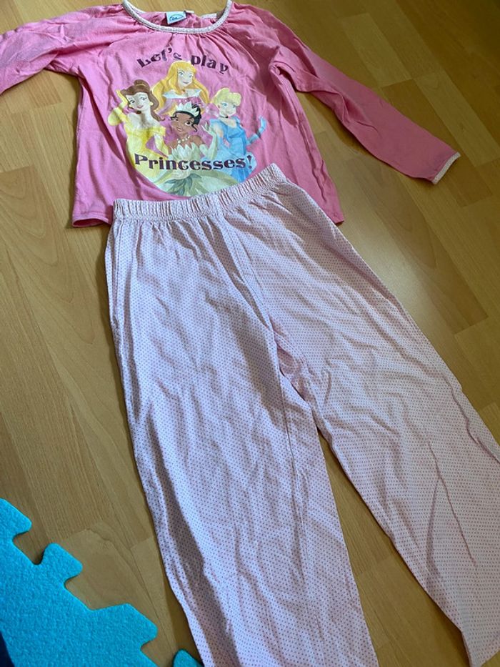 Pyjama « let’s Play princesses » Disney Taille 5ans - photo numéro 2