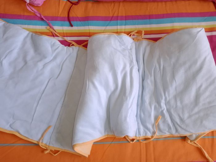 Tour de lit Snoopy TBE - photo numéro 2