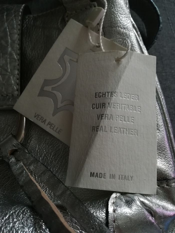 Sac argenté en cuir véritable - photo numéro 2