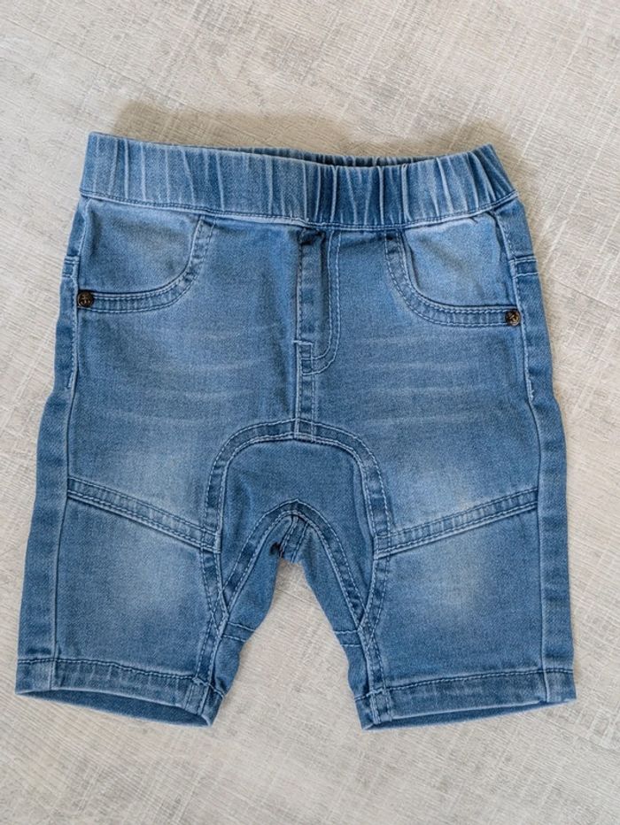Short jeans 12/18 mois 3 pommes