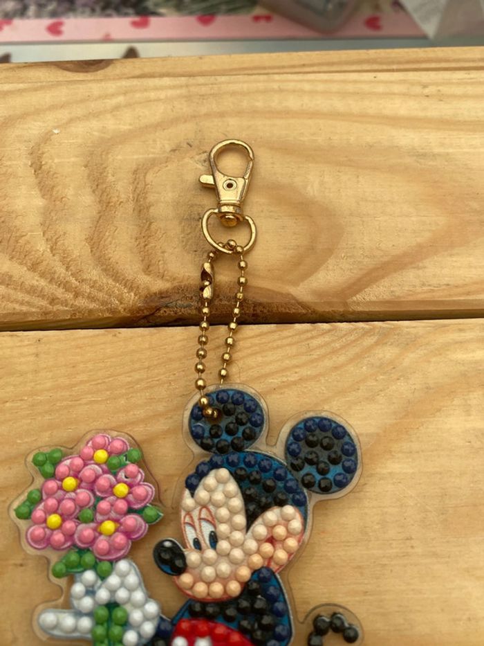 Porte clé recto/verso Mickey en Diamond Painting - photo numéro 2