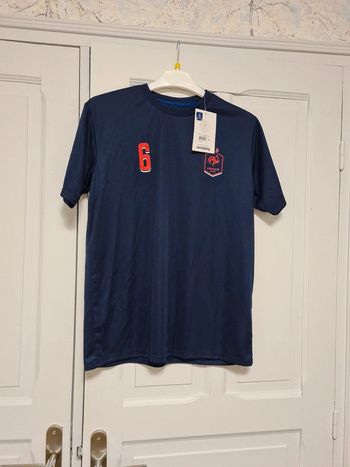 Tee-shirt  marine  taille L