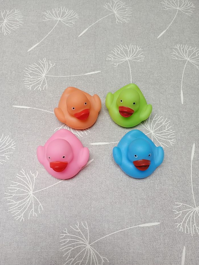 Petits canards bain - photo numéro 2