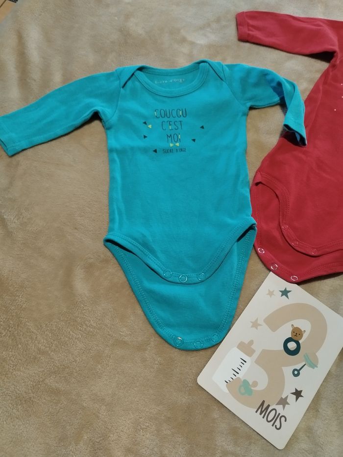 Lot de 2 bodies - photo numéro 2