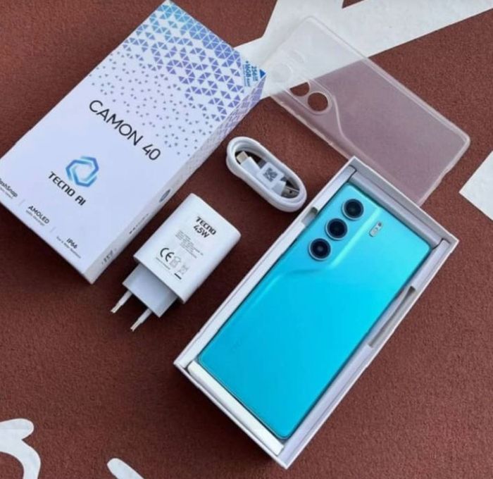 Techno Camon 40 pro