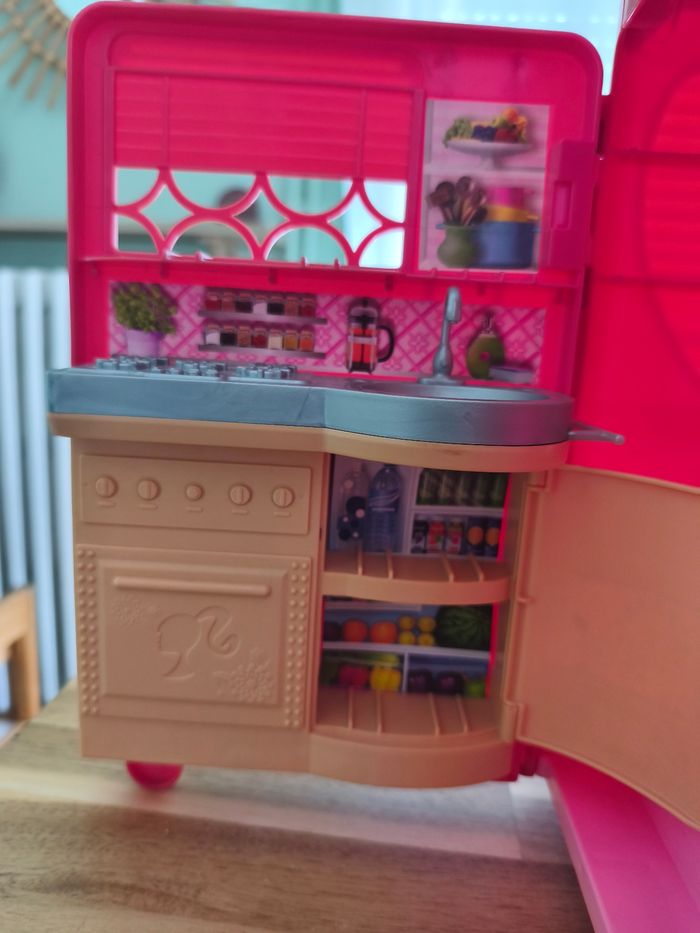 Camping car barbie - photo numéro 3