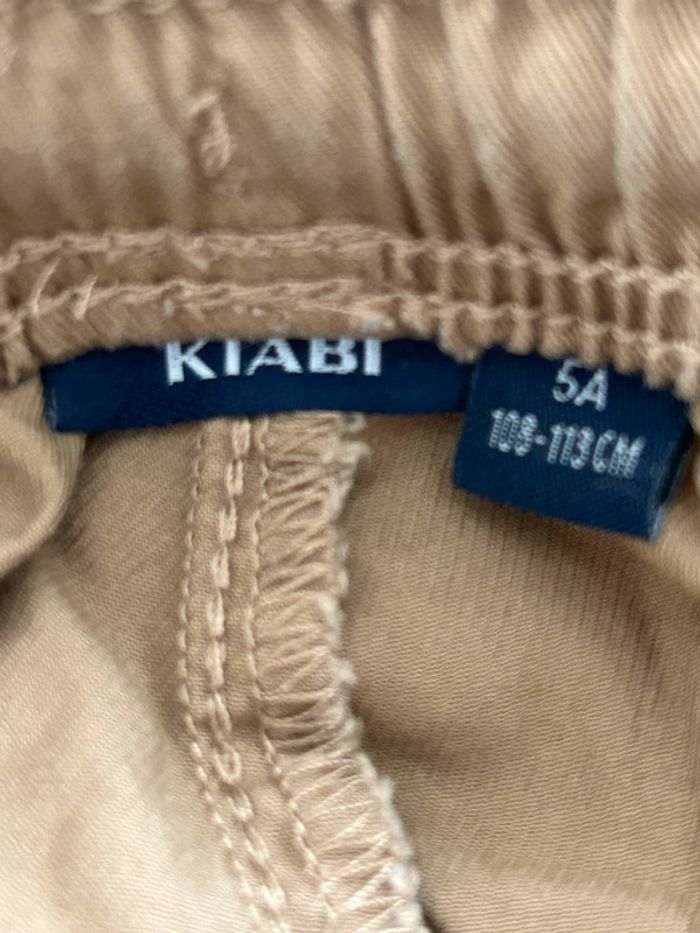 Short Kiabi Taille 5 ans - photo numéro 3