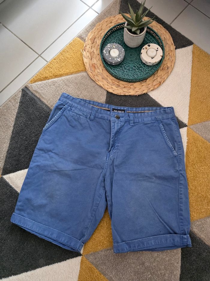 Short bleu homme Pull & bear taille 44
