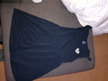Robe H&M 8-10 ans