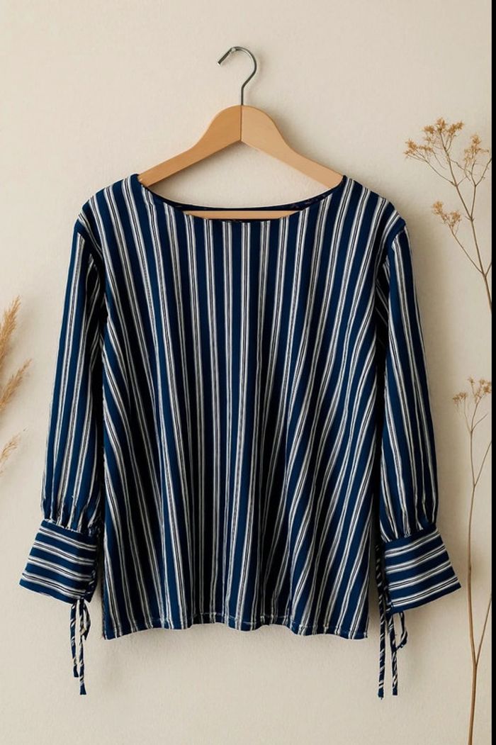 🌙  Blouse fluide rayée  bleu & blanc  🌙