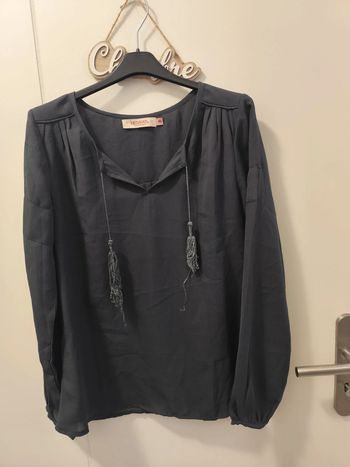 Blouse grise