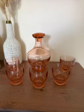 Service à liqueurs  art déco en verre rose - Vintage