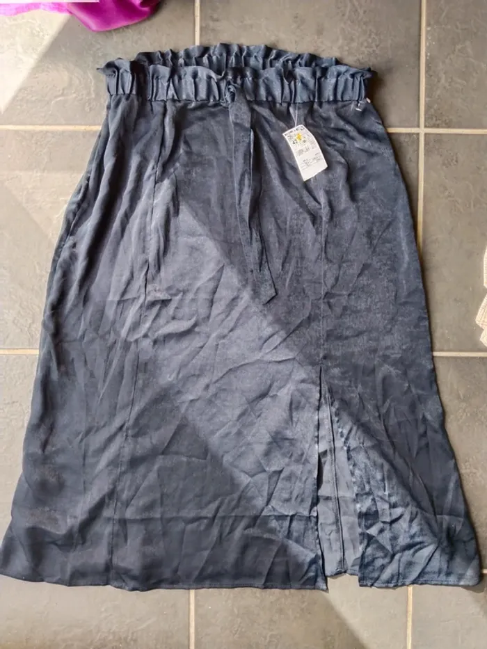 Joli lot de 13 vêtements femme neufs de marque Kiabi taille 42/44 - photo numéro 8