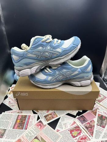 Baskets Asics GEL-NYC bleues 40