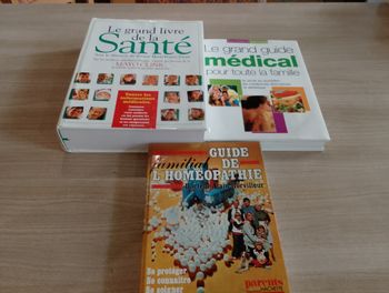 Lot de 3 livres gros volume sur la santé