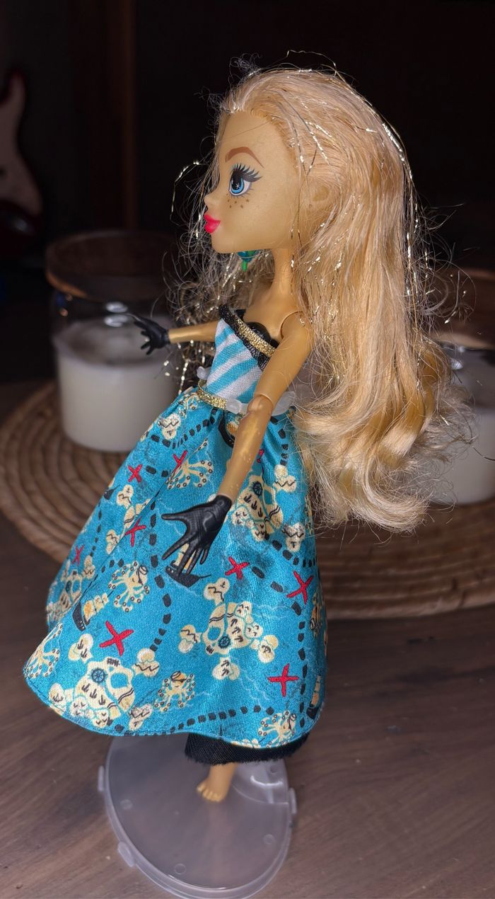 Poupée Monster High Dayna Treasure Jones - photo numéro 4
