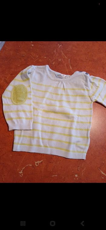 Pull fille taille 24 mois