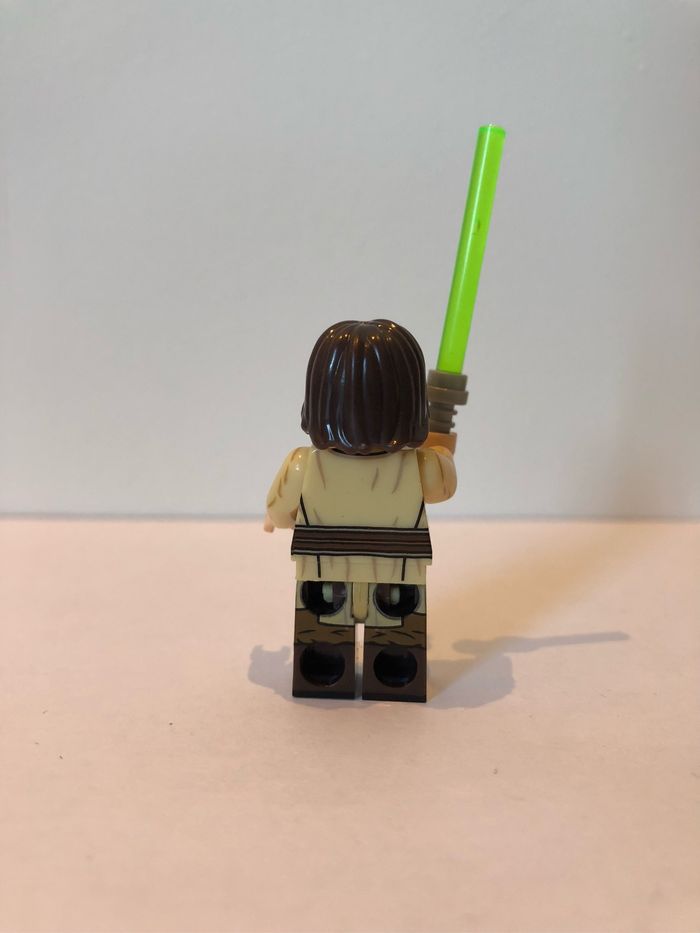 Figurine type lego Jedi Qui Gon. Star Wars - photo numéro 3