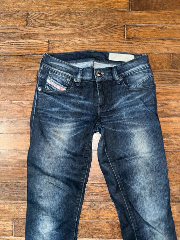Jeans diesel  Taille 24 us - photo numéro 2