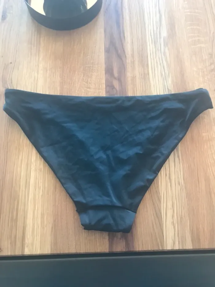 Bas de maillot noir H&M - photo numéro 2