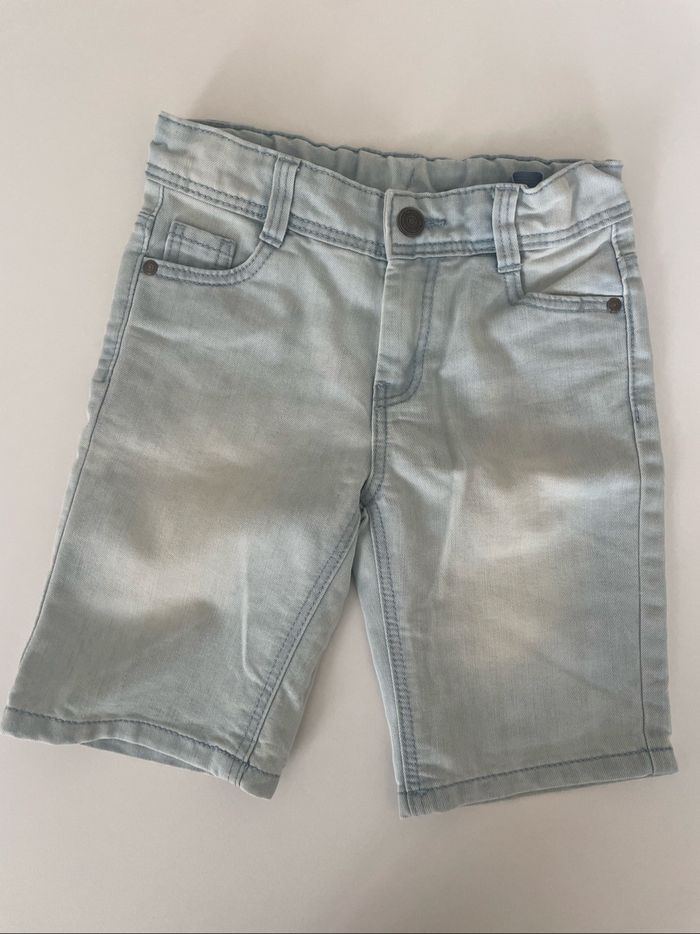 Short en jean clair