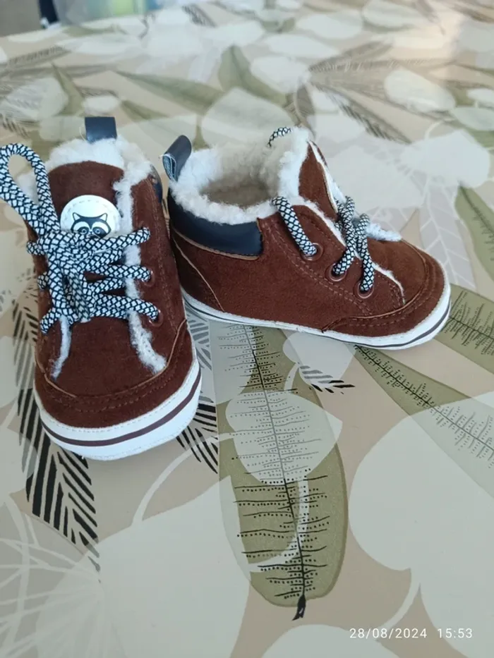 Chaussures bébé - photo numéro 2
