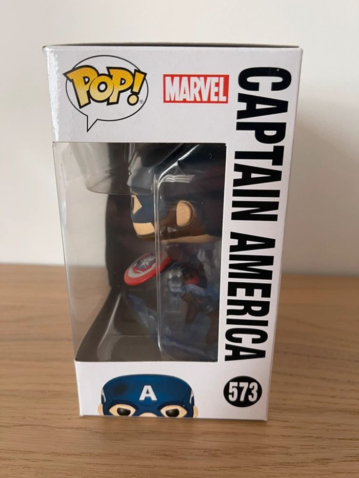 Captain America 573 Funko Pop - photo numéro 2