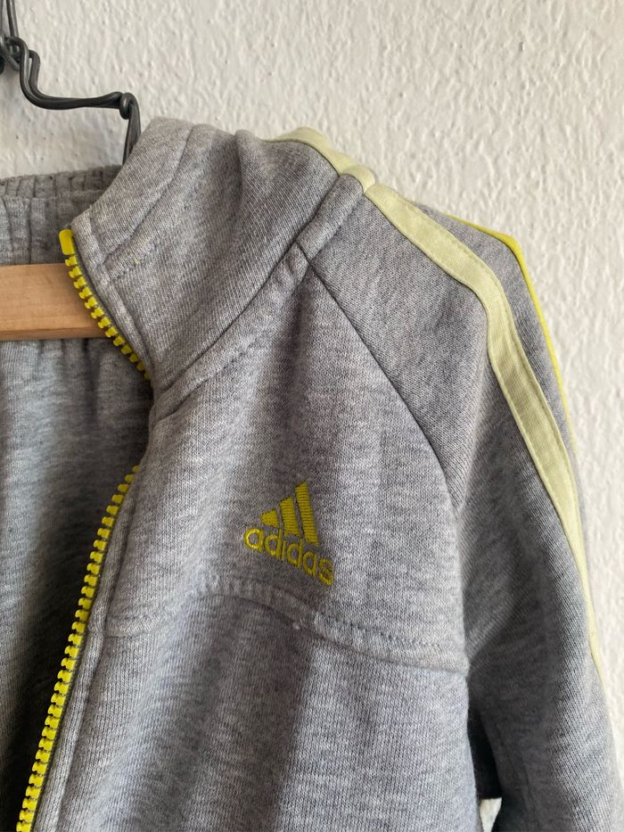 Ensemble jogging - photo numéro 2