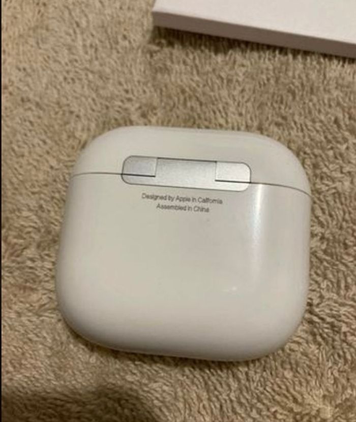 AirPods Apple - photo numéro 4