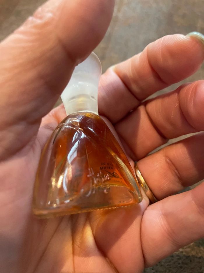 5 miniatures parfum Jeanne arthes - photo numéro 7