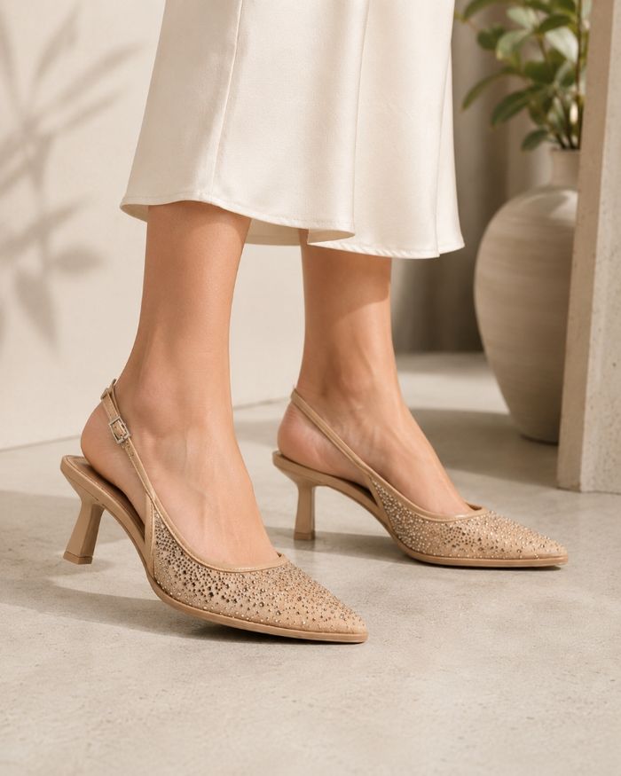 Escarpins Bershka à strass - photo numéro 1
