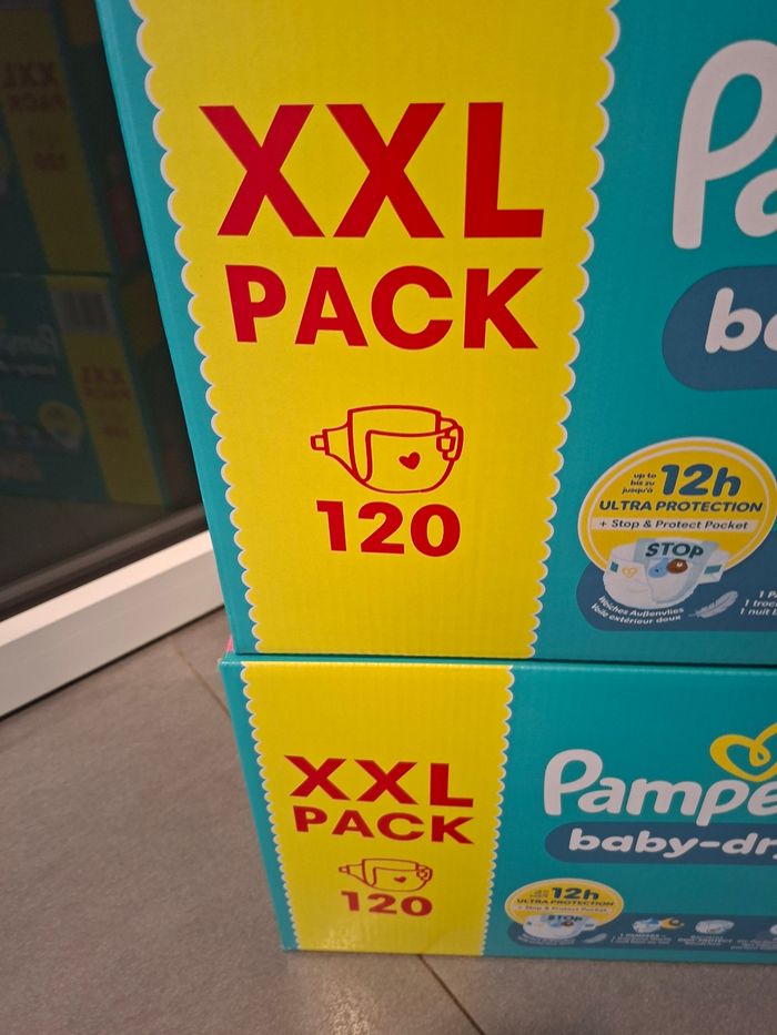 Lot de 2 cartons de couches pampers pack XXL taille 4 - photo numéro 3