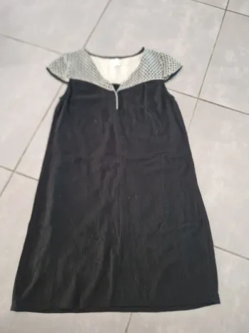 Robe noire chic