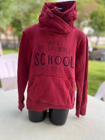 Sweat tape à l’œil taille 6 ans