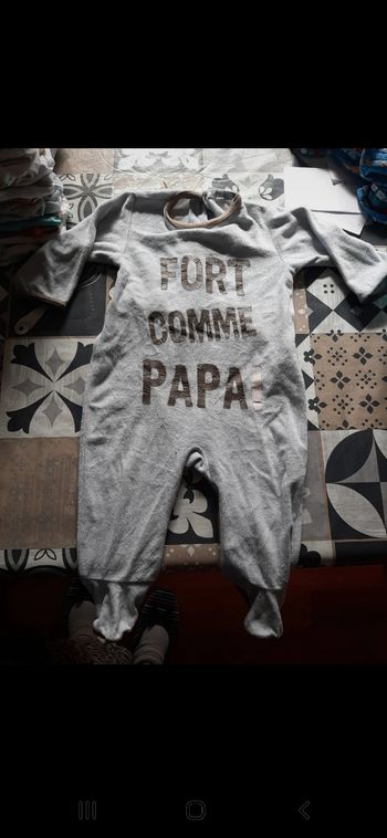 Pyjama taille 9 mois