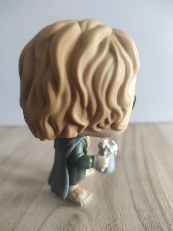 Figurine Funko pop Merry Brandybuck 528 SANS boîte ( Le Seigneur des Anneaux ) - photo numéro 2