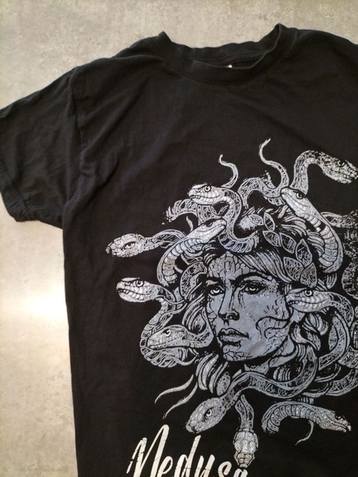 Tee shirt noir - photo numéro 5