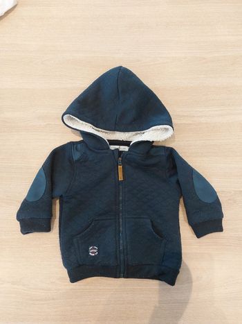 Veste bleue marine / Gémo / 6 mois