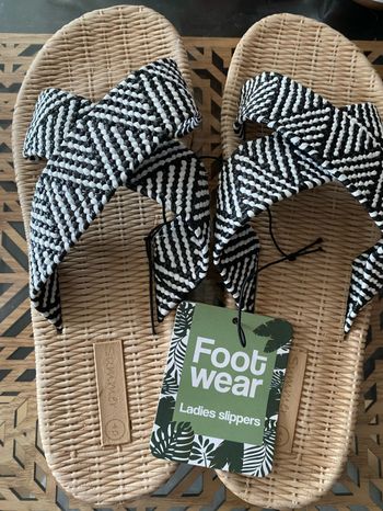 Claquette pointure 40