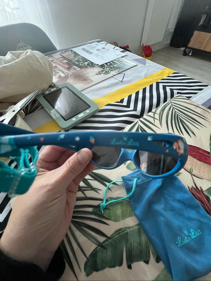Lunette solaire - photo numéro 4