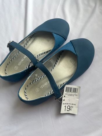 Ballerine bleue taille30 taille 30 marque Okaïdi