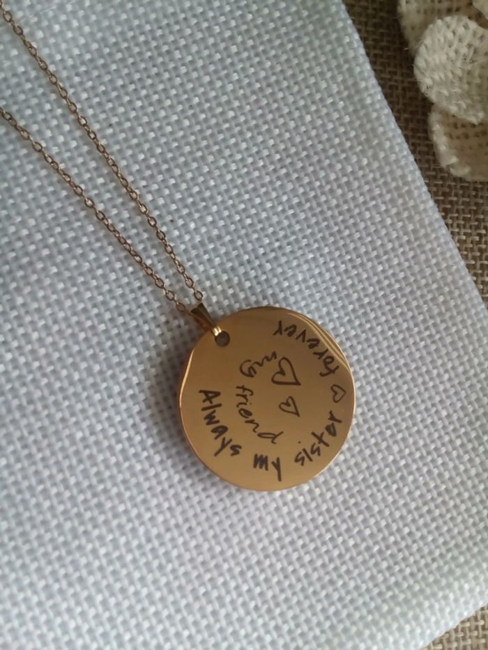 Collier à offrir à sa sœur , trèfle n'acre