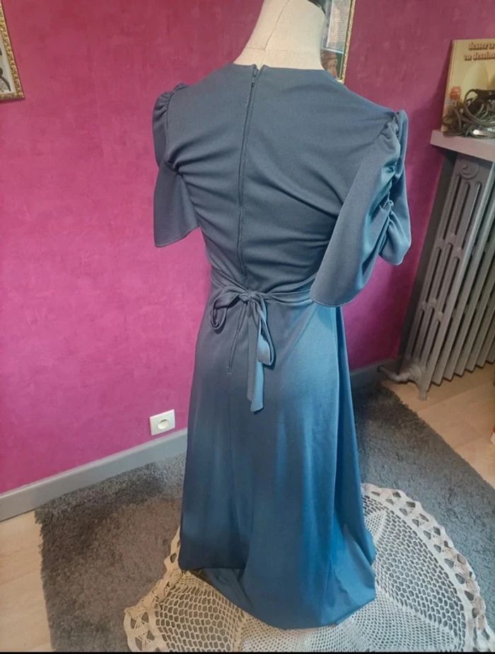 Robe longue bleue à manches courtes col V vintage années 70 taille 34/36 - photo numéro 5