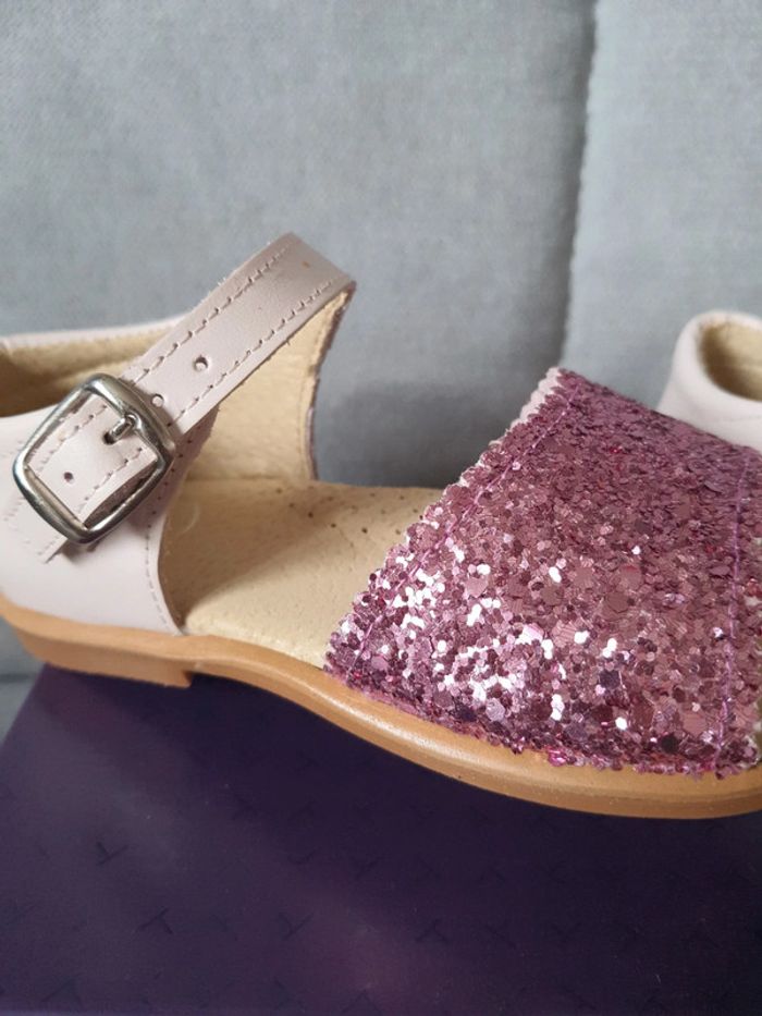 Sandales nu-pieds en cuir rose gliter Lola Palacios pointure 24 neuf avec étiquettes - photo numéro 2