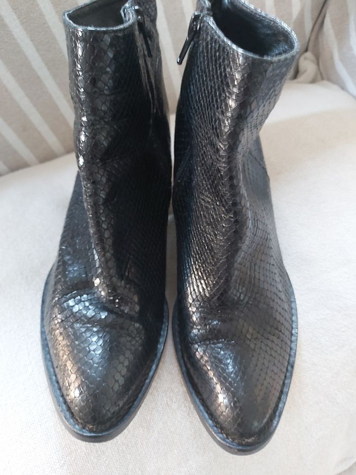 Bottines cuir petit talon  & motif  ecaillé - photo numéro 3